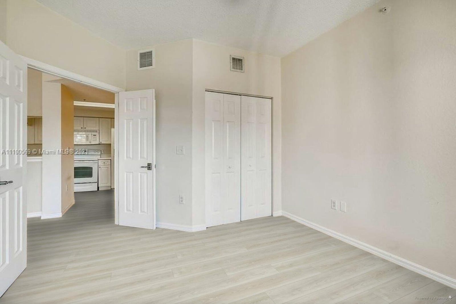 3018 Alcazar Place 103, Palm Beach Gardens, FL 33410 photo 2