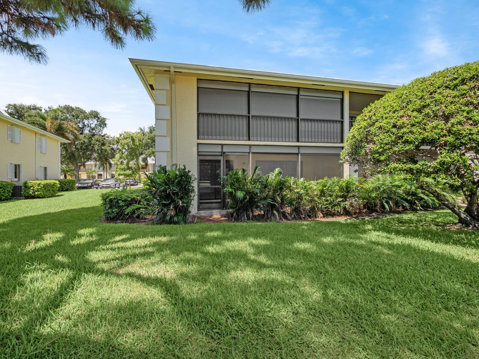1101 Keystone Drive N F, Jupiter, FL 33458 photo 2
