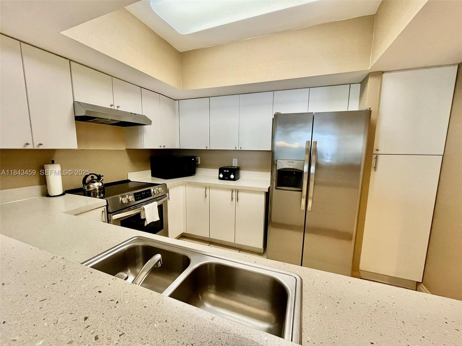 17375 Collins Avenue 805, Sunny Isles Beach, FL 33160 photo 13