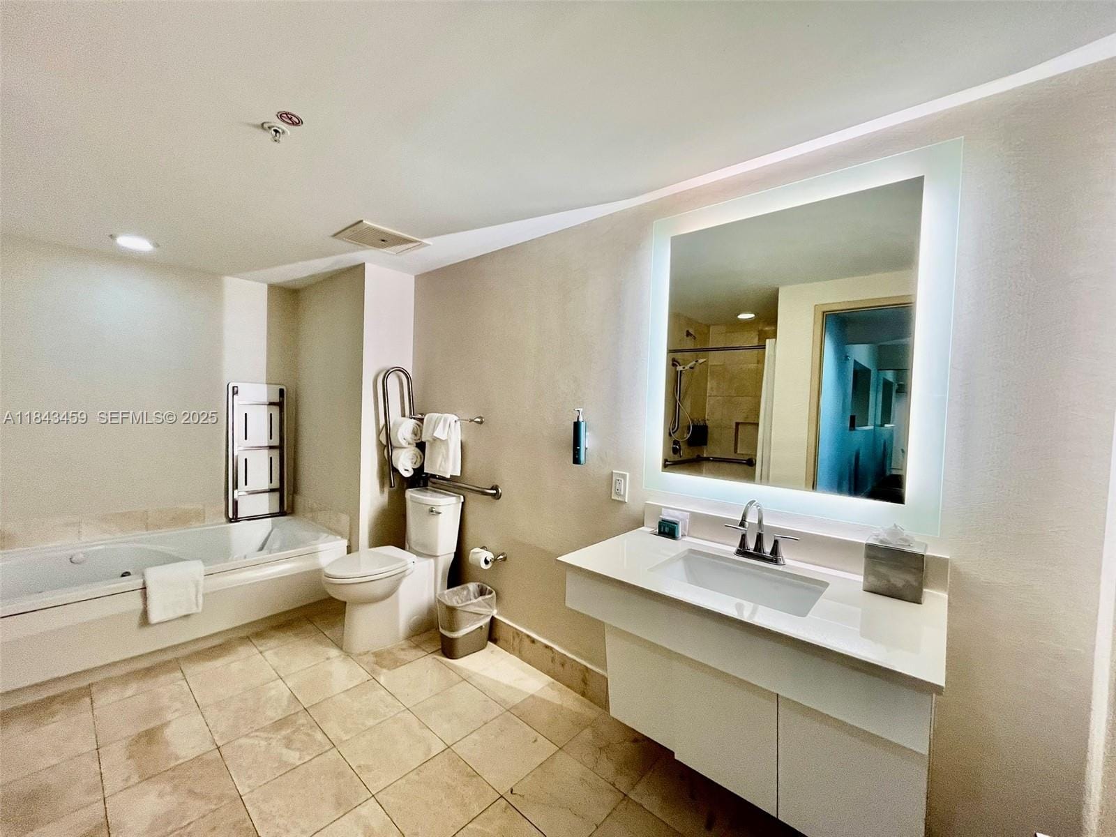 17375 Collins Avenue 805, Sunny Isles Beach, FL 33160 photo 27