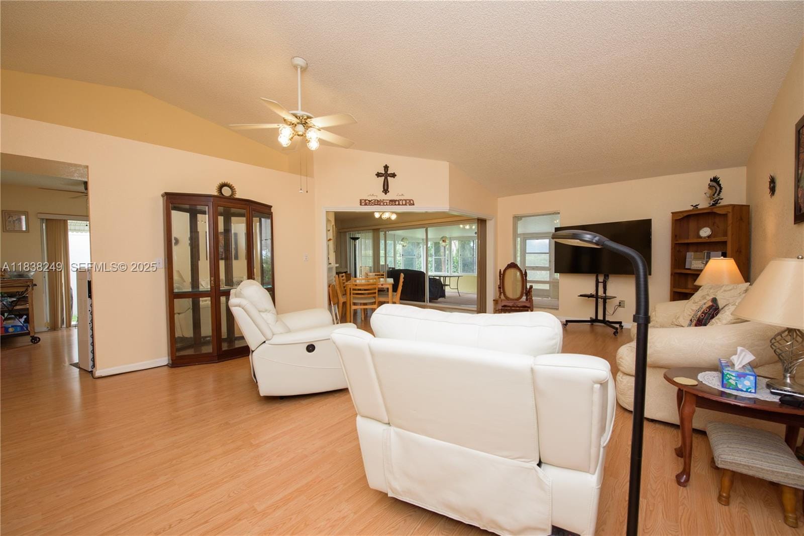 2510 SE 7th Place, Homestead, FL 33033 photo 4