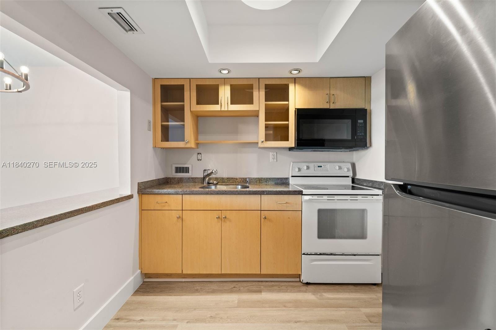 5401 Collins Avenue 629, Miami Beach, FL 33140 photo 6