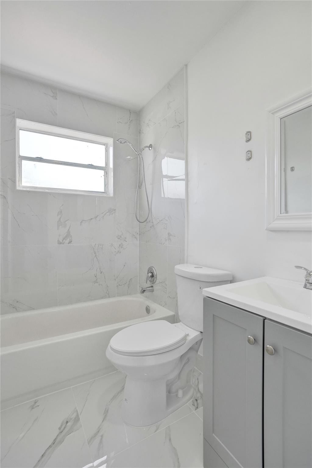 260 NE 41st Street, Oakland Park, FL 33334 photo 17