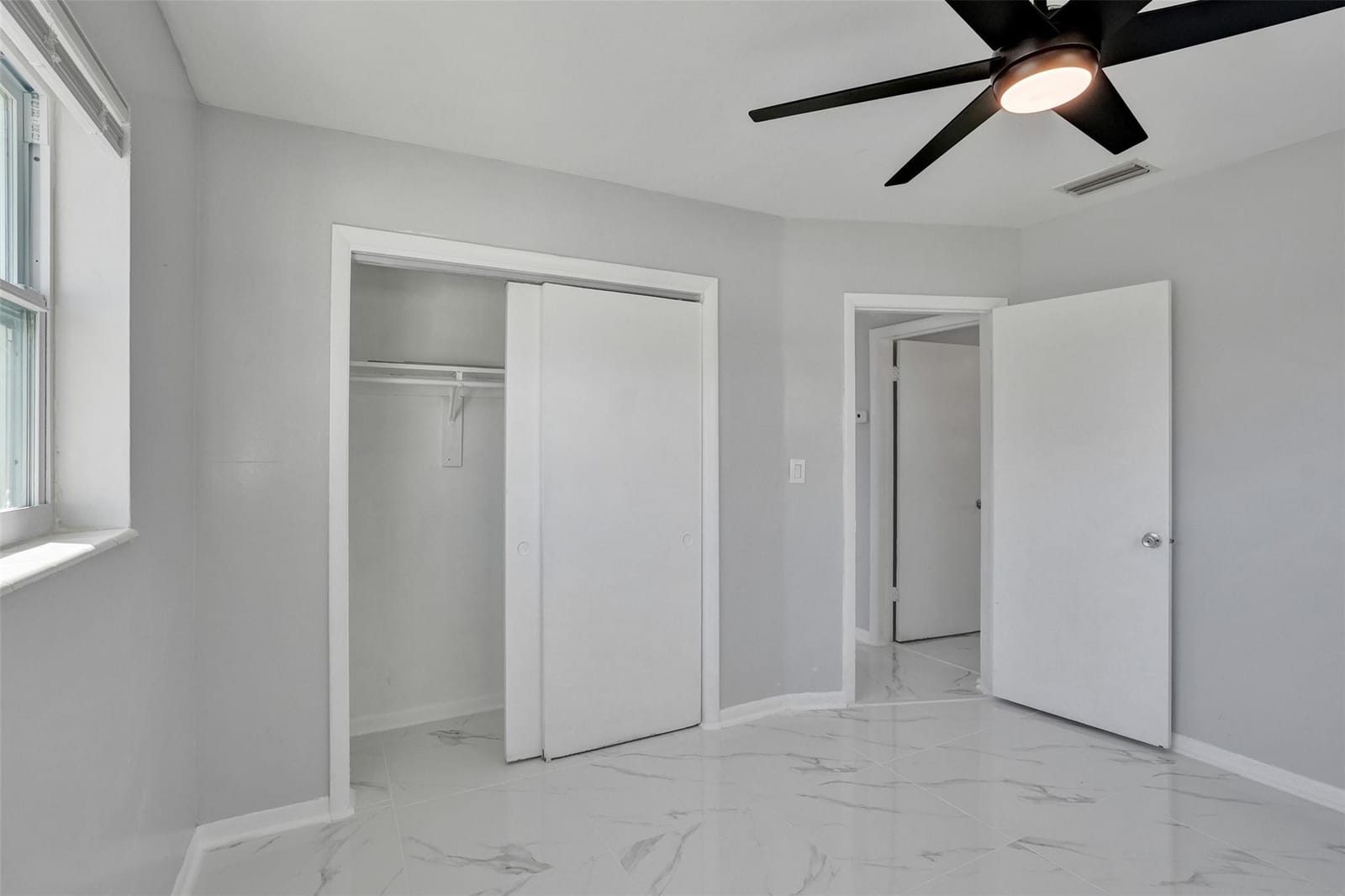 260 NE 41st Street, Oakland Park, FL 33334 photo 21