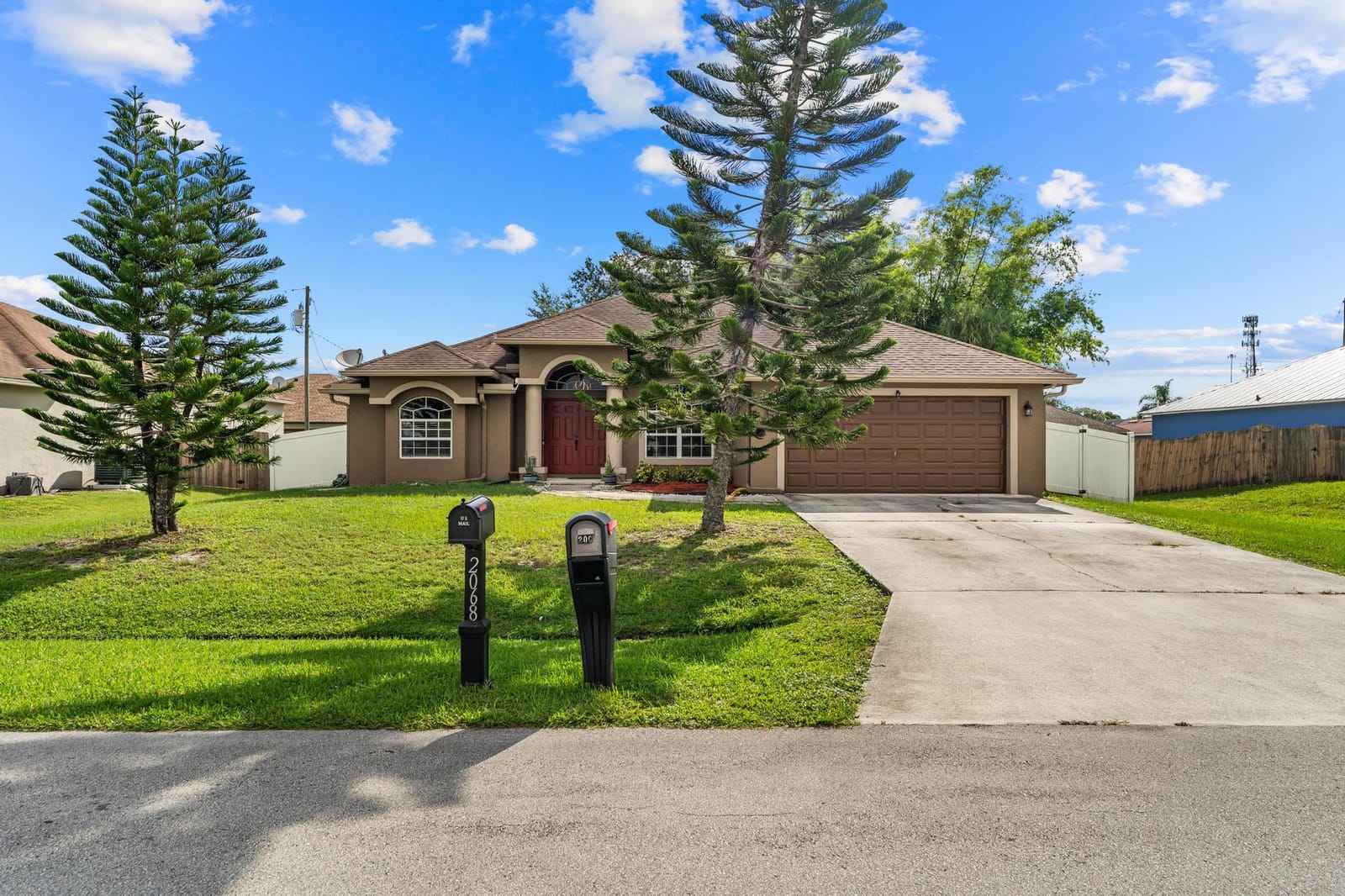 2067 SW Mcallister Lane, Port St. Lucie, FL 34953