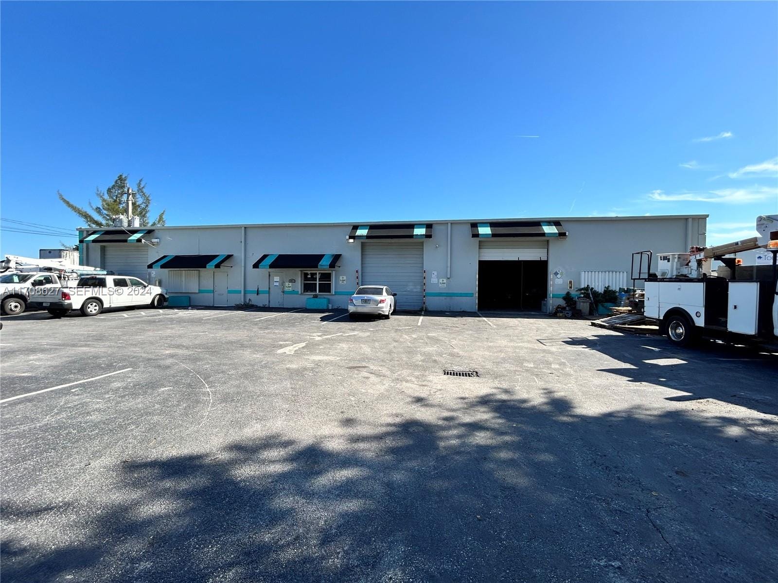 5410 NW 12th Avenue, Fort Lauderdale, FL 33309