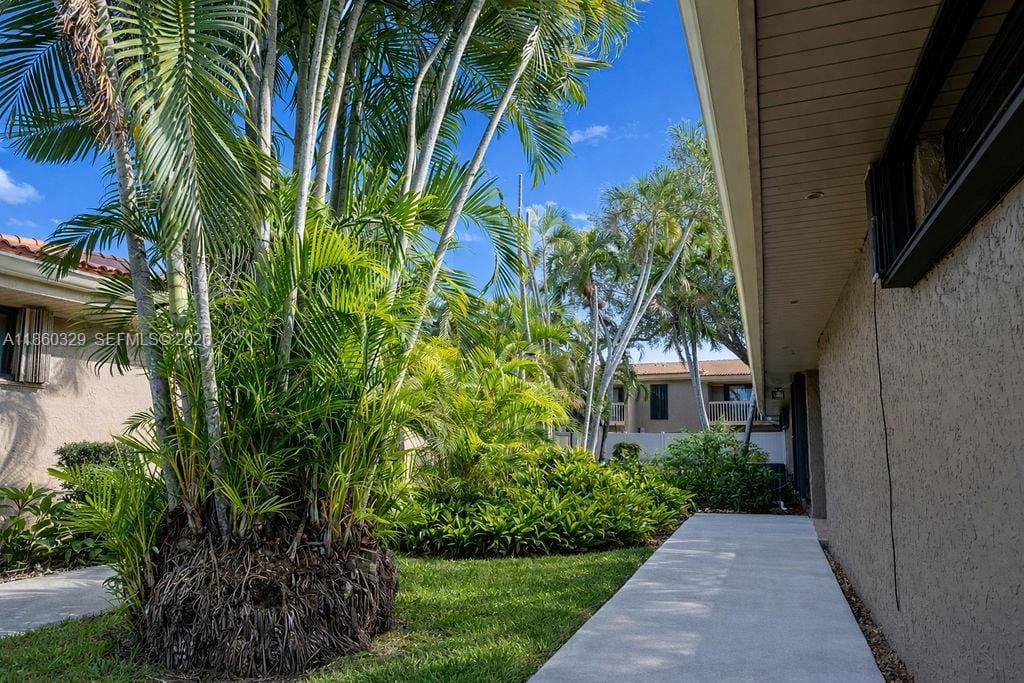 400 Saint Andrews Road 56, Hollywood, FL 33021 photo 3