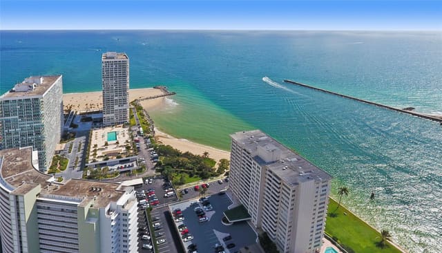 2000 S Ocean Drive 909, sold in Everglades House, Fort Lauderdale, FL