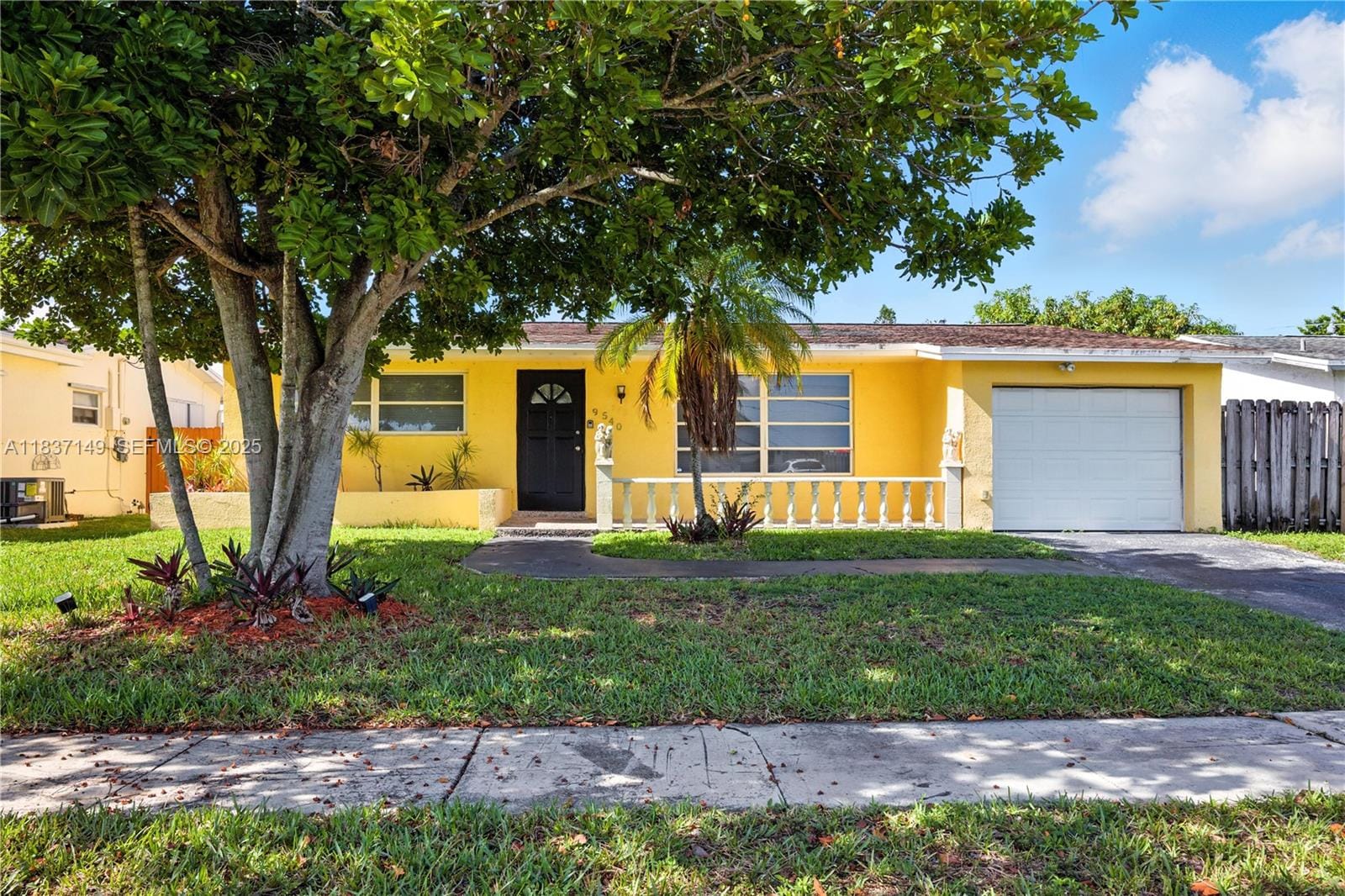 9540 NW 25th Street, Sunrise, FL 33322