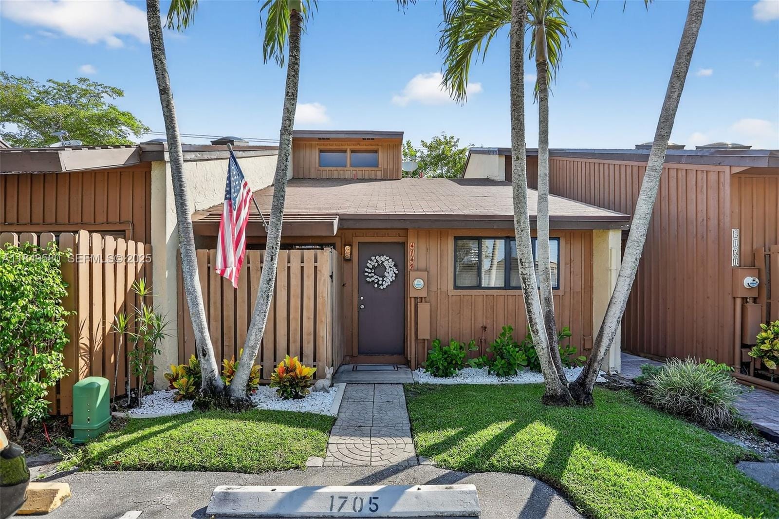 4149 S Pine Island Road, Davie, FL 33328