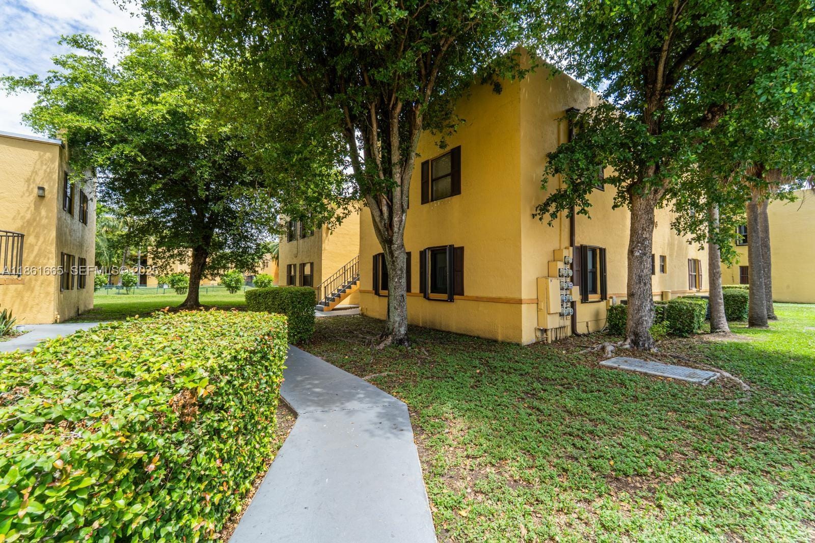 576 NW 114th Avenue 203, Sweetwater, FL 33172 photo 14