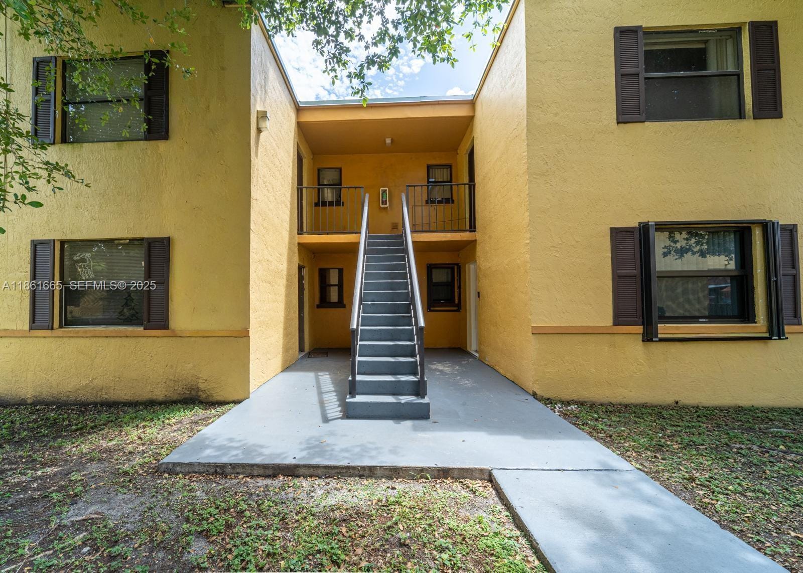 576 NW 114th Avenue 203, Sweetwater, FL 33172 photo 15