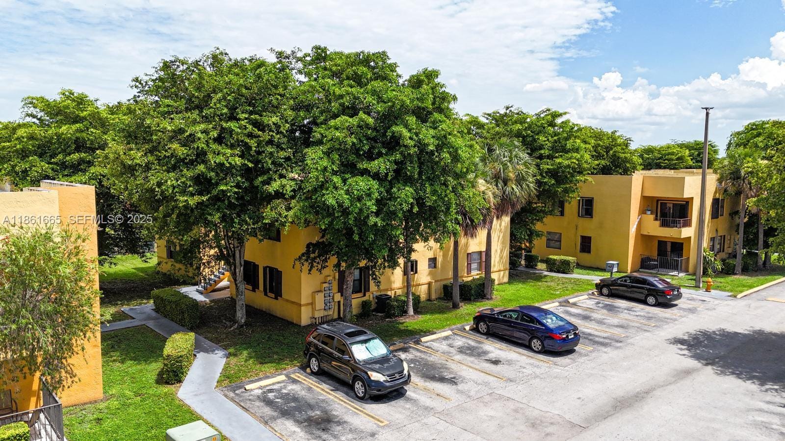 576 NW 114th Avenue 203, Sweetwater, FL 33172 photo 16