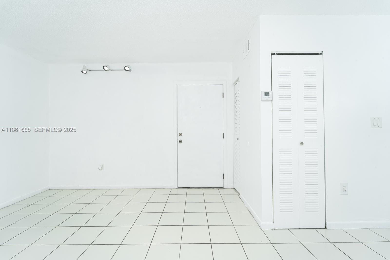 576 NW 114th Avenue 203, Sweetwater, FL 33172 photo 10