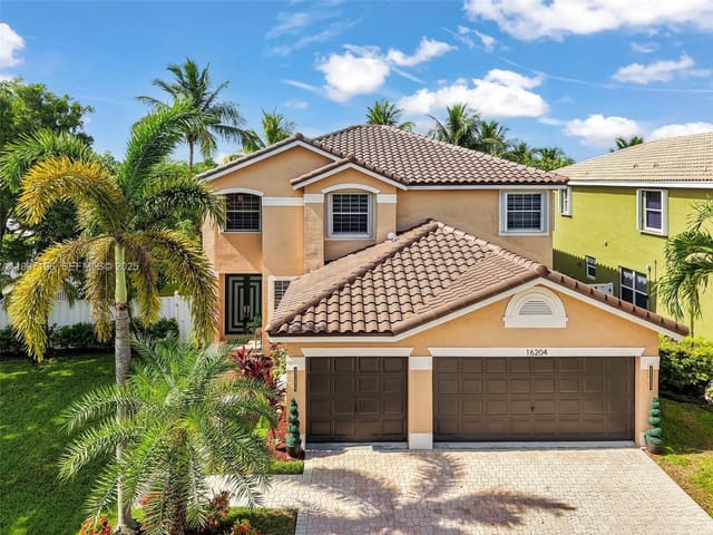 16204 SW 18th Place, sold in Silver Shores (Parcels H, Miramar, FL
