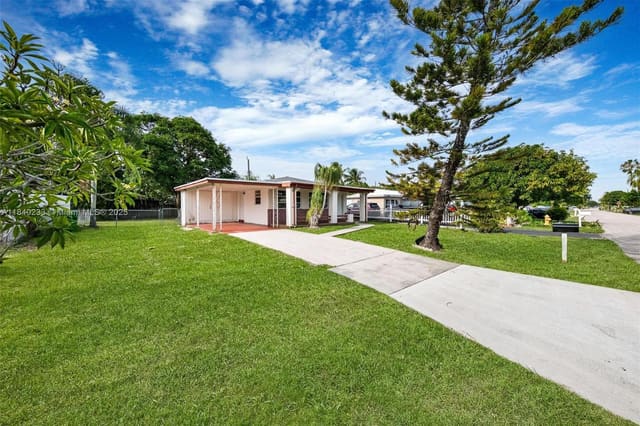 6425 SW 21st Street, Miramar, FL 33023