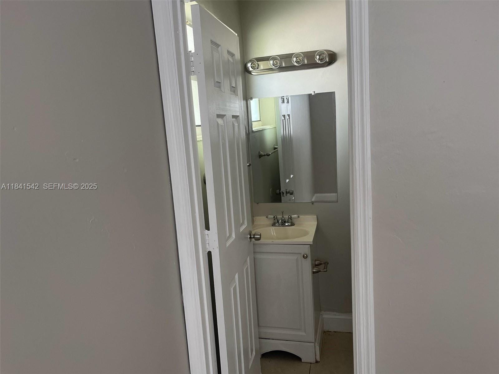 1450 N 64th Avenue, Hollywood, FL 33024 photo 18