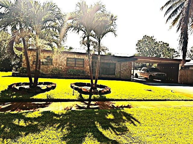 451 SW 38th Terrace, Fort Lauderdale, FL 33312
