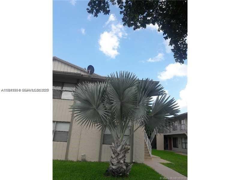 15304 SW 72nd Street 28-14, Miami, FL 33193 photo 1