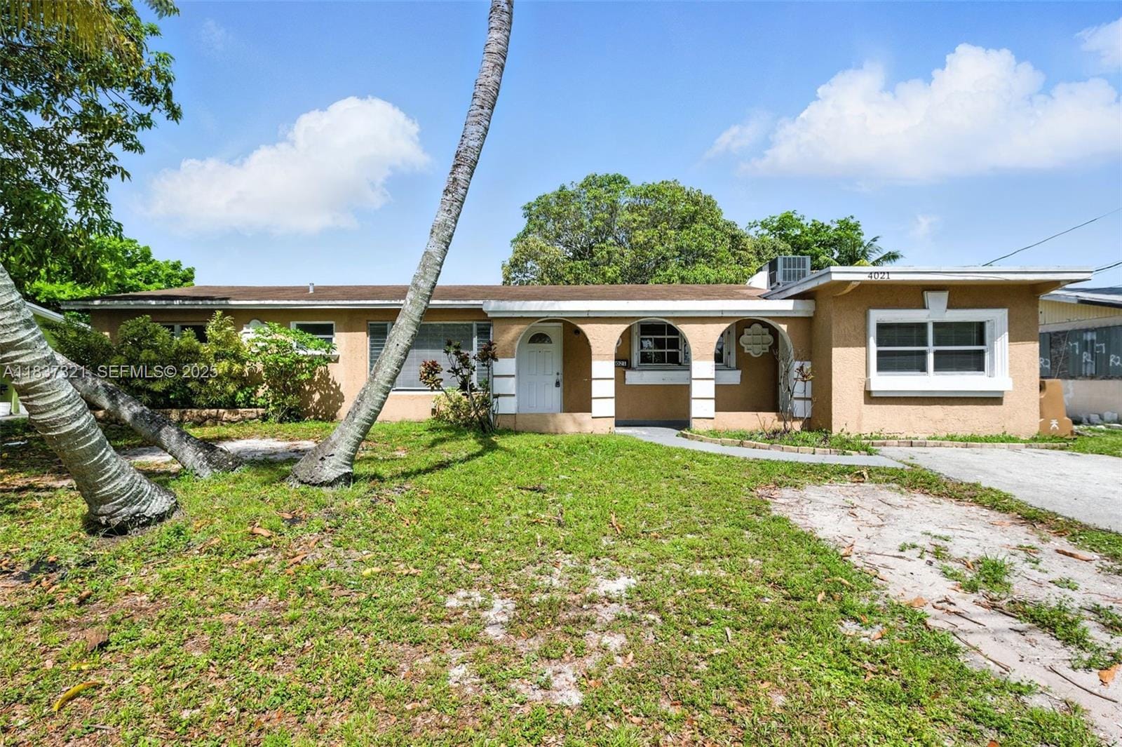 4021 NW 7th Avenue, Deerfield Beach, FL 33064