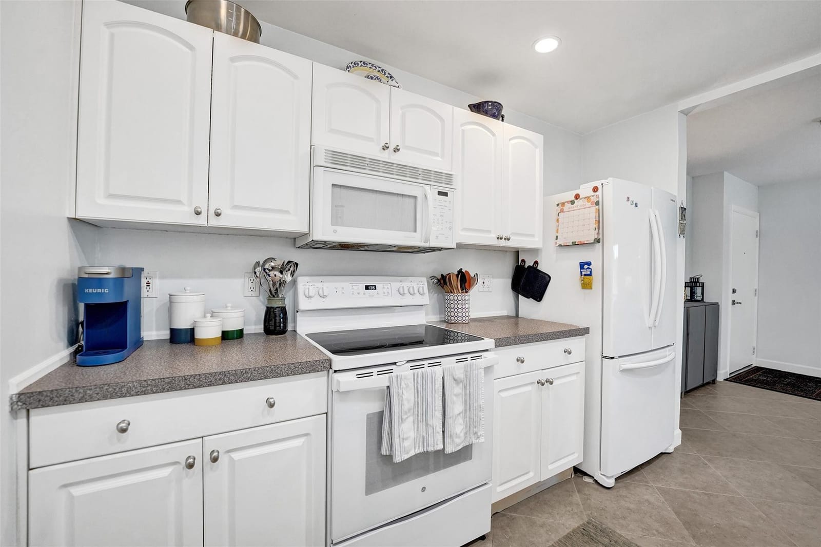 1940 NE 2nd Avenue 205J, Wilton Manors, FL 33305 photo 23