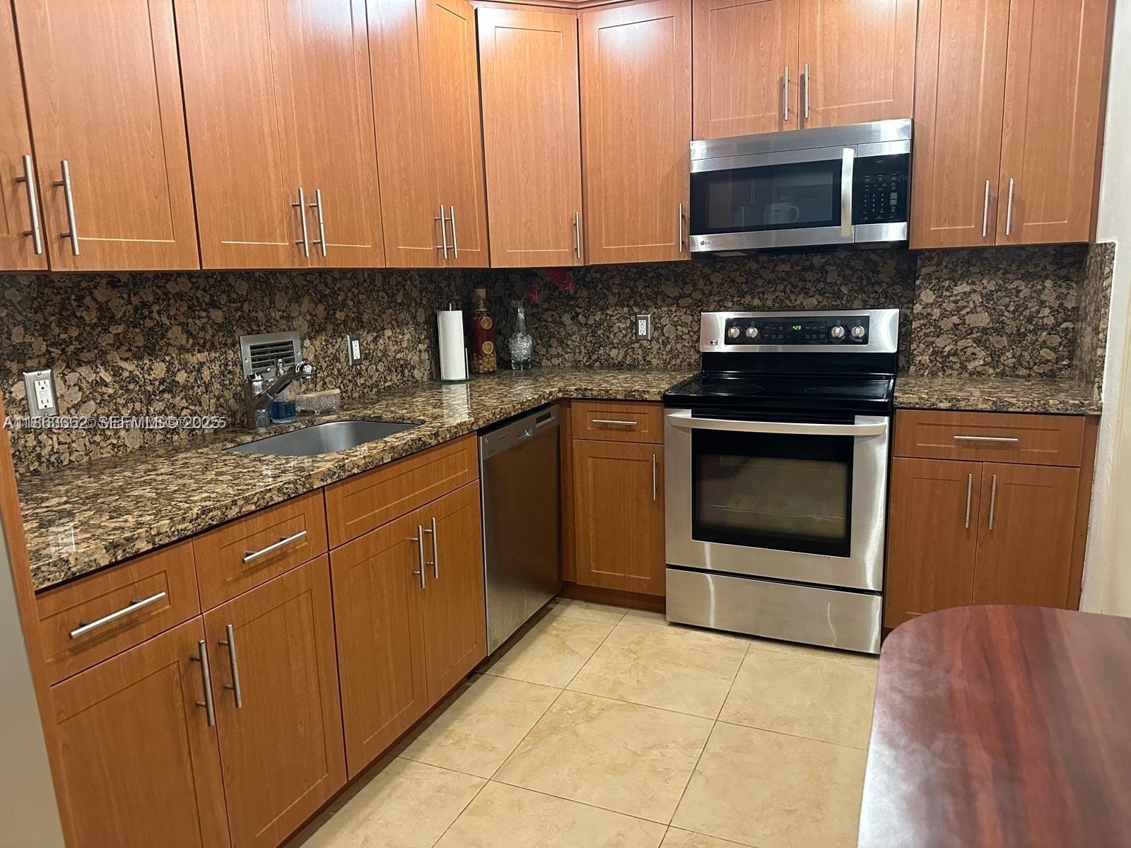 10185 Collins Avenue 915, Bal Harbour, FL 33154 photo 13