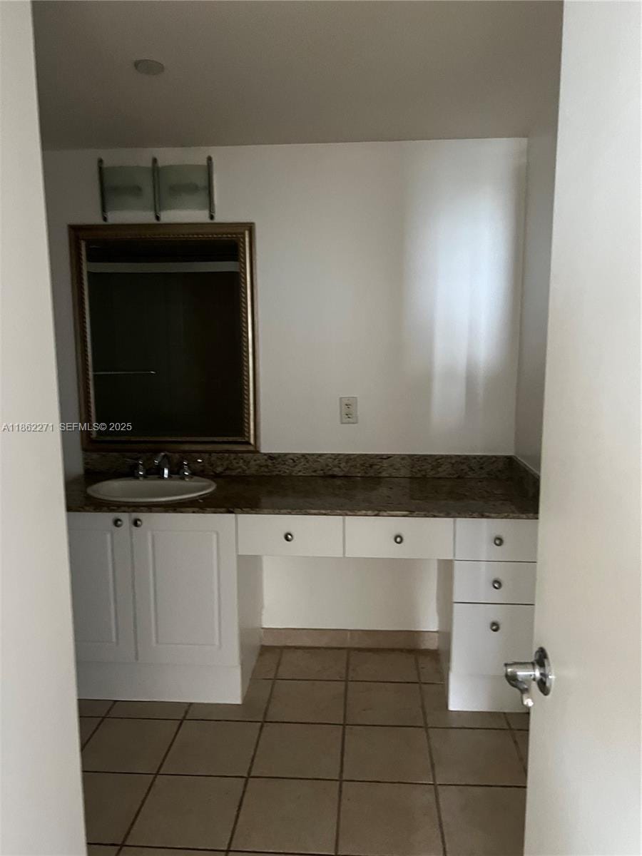 19501 W Country Club Drive 1411 — photo 7