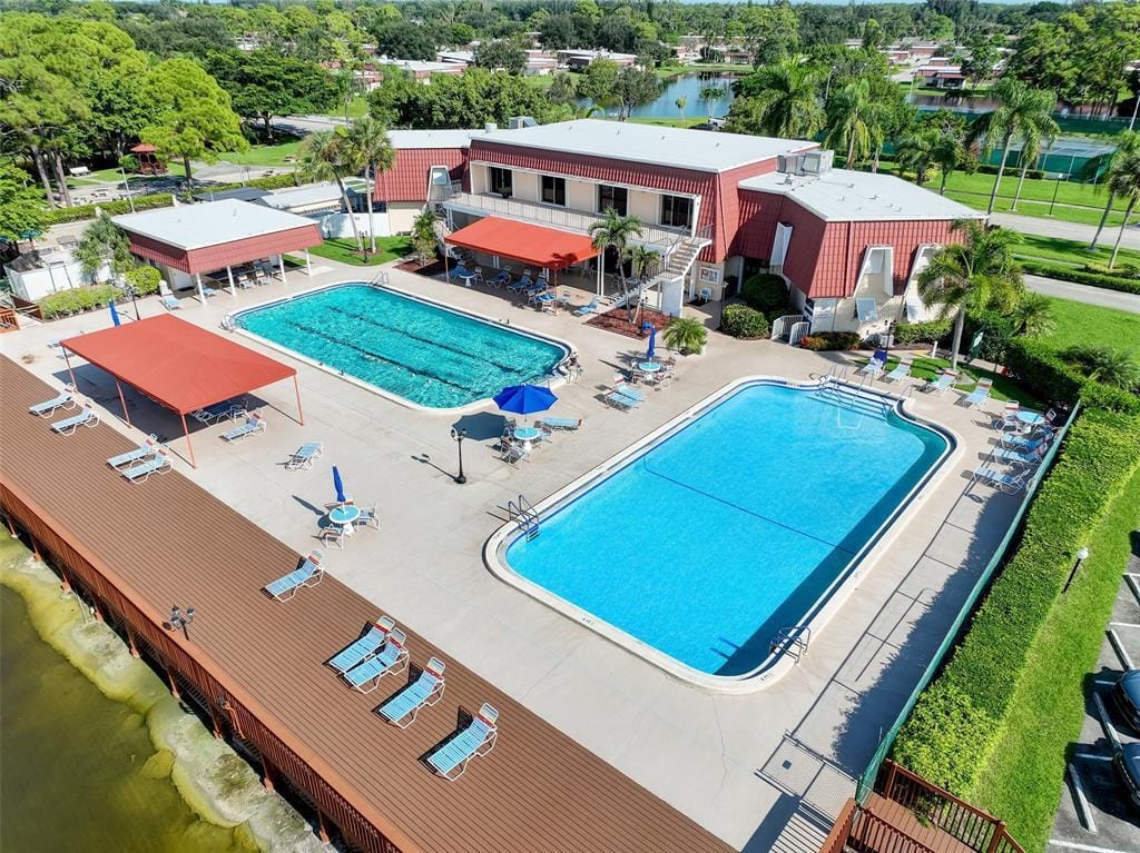 734 Nantucket Circle, Lake Worth, FL 33467