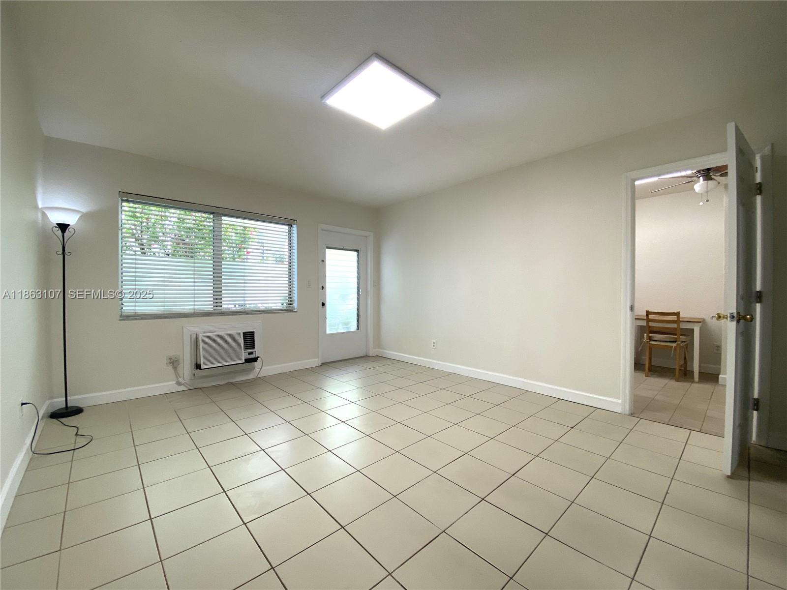 932 Euclid Avenue 2 — photo 9