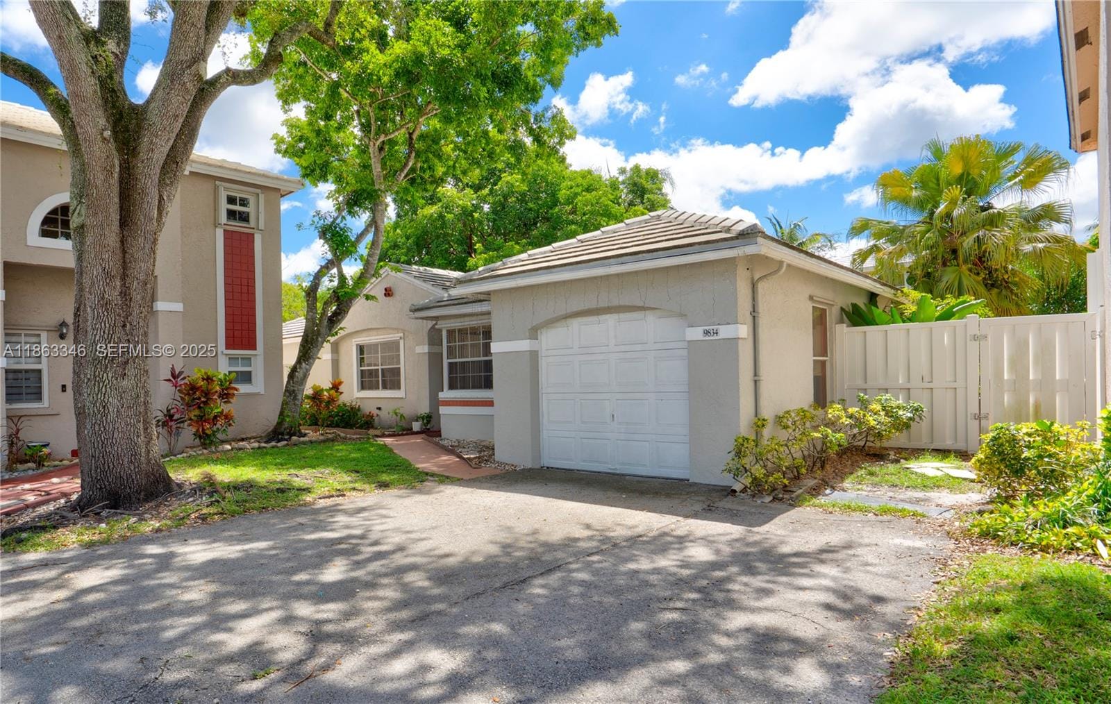 9834 NW 2nd Court, Plantation, FL 33324