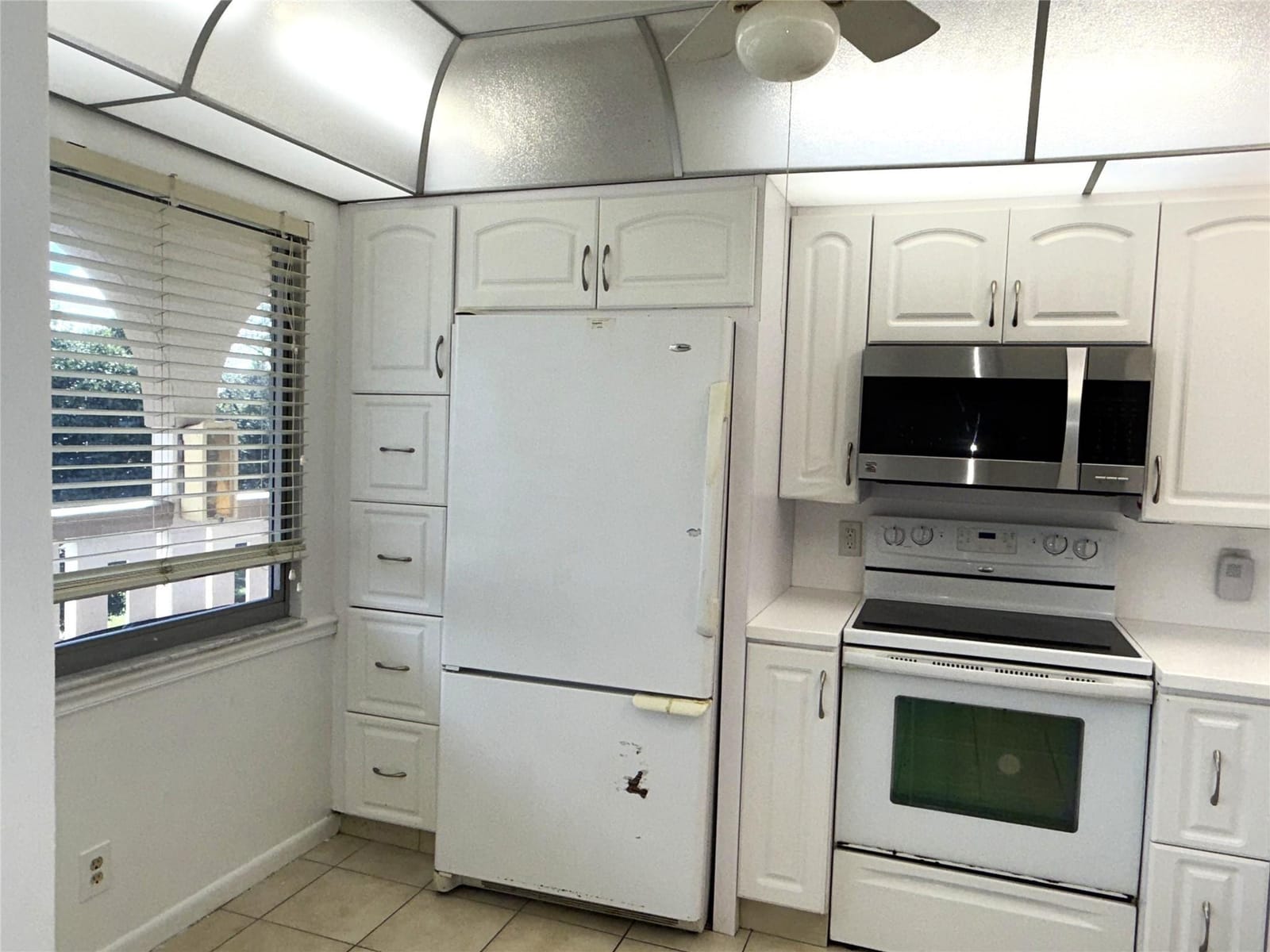2403 Antigua Circle E4 — photo 2