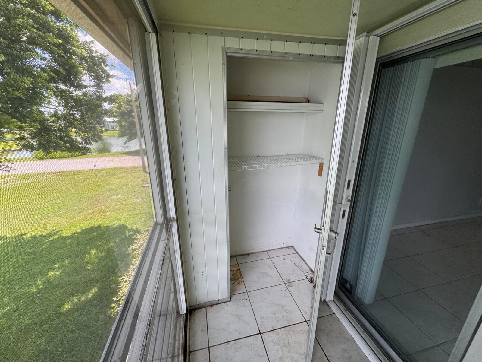 130 Chatham F, West Palm Beach, FL 33417 photo 17