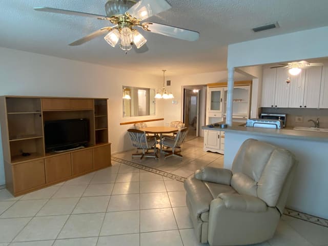 480 Horizons W 102, Boynton Beach, FL 33435