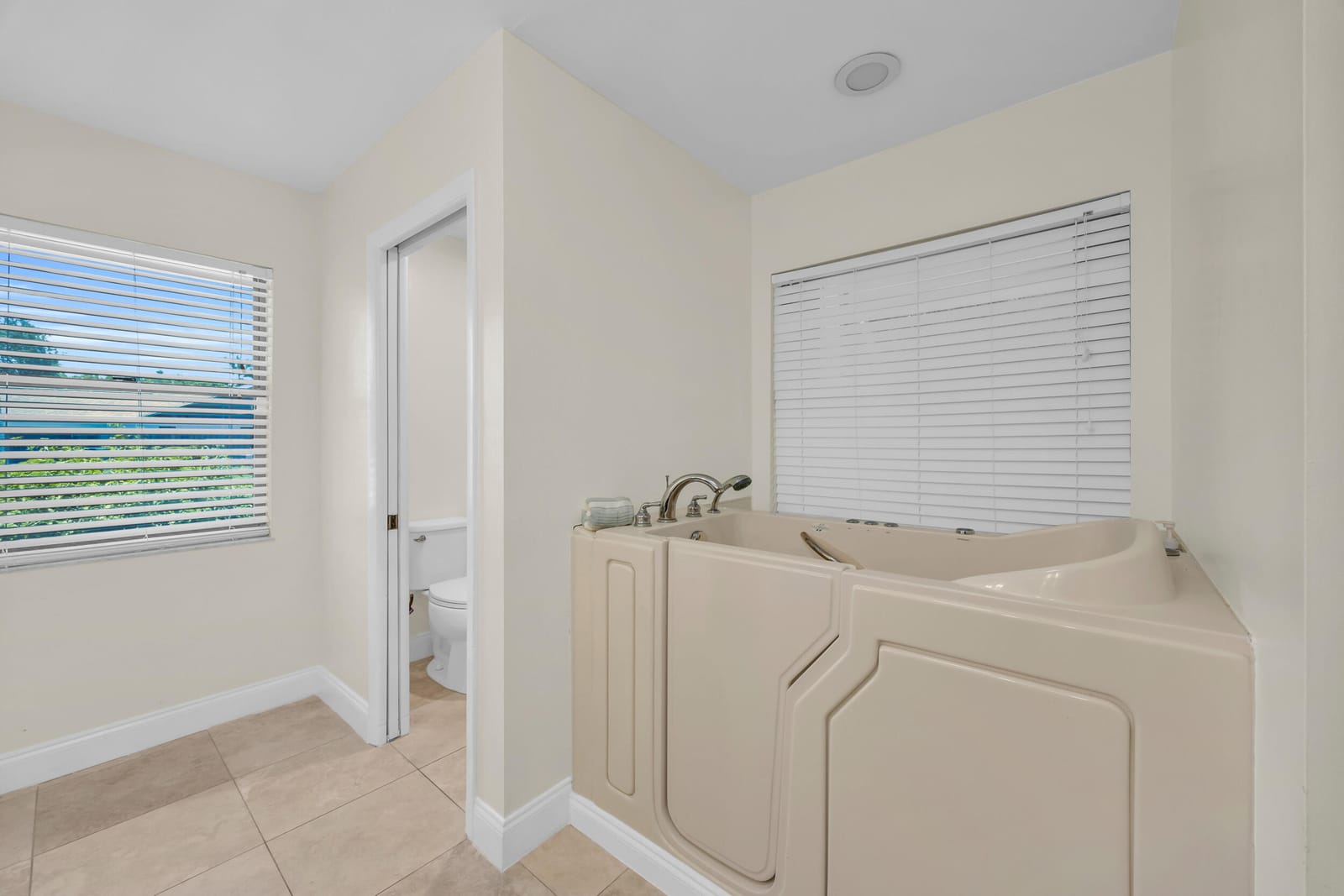 6558 SE Roanoke Court, Hobe Sound, FL 33455 photo 23