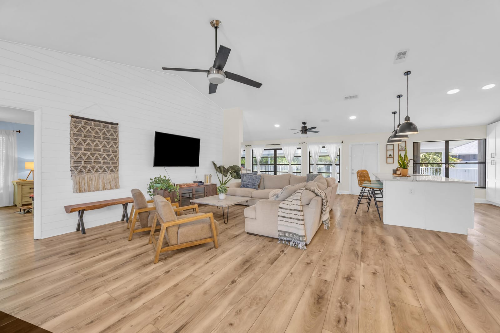 6558 SE Roanoke Court, Hobe Sound, FL 33455 photo 4
