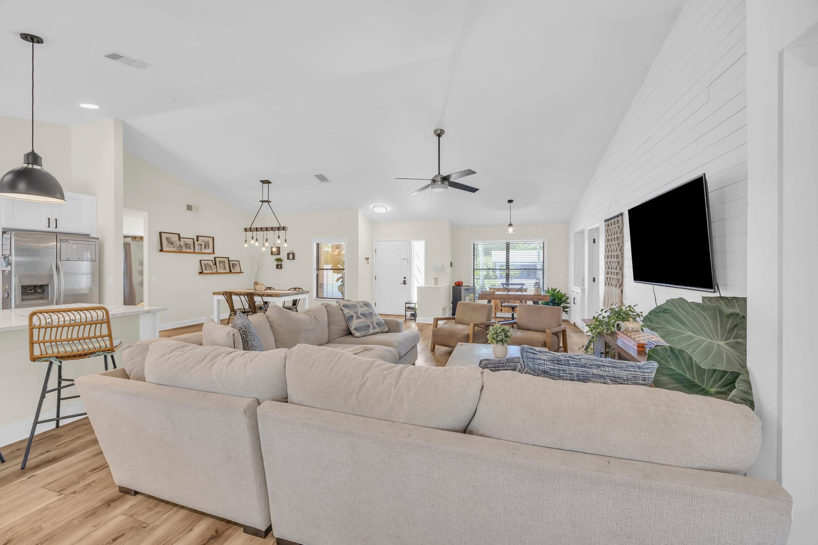 6558 SE Roanoke Court, Hobe Sound, FL 33455 photo 8