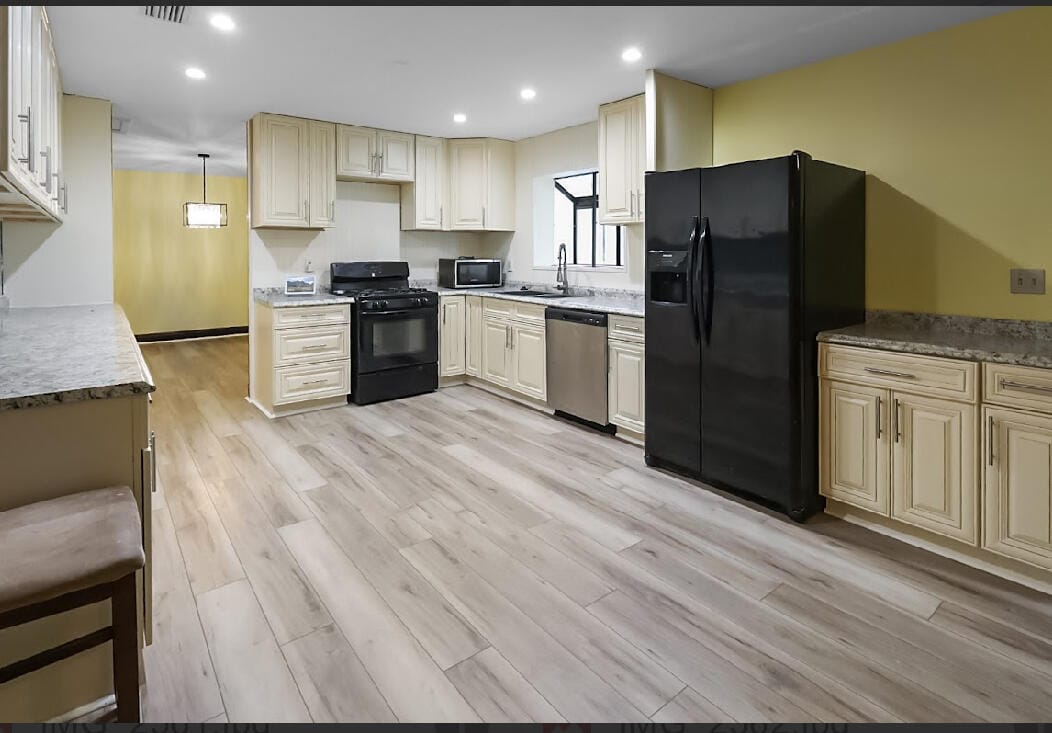 12480 Orange Boulevard — photo 10