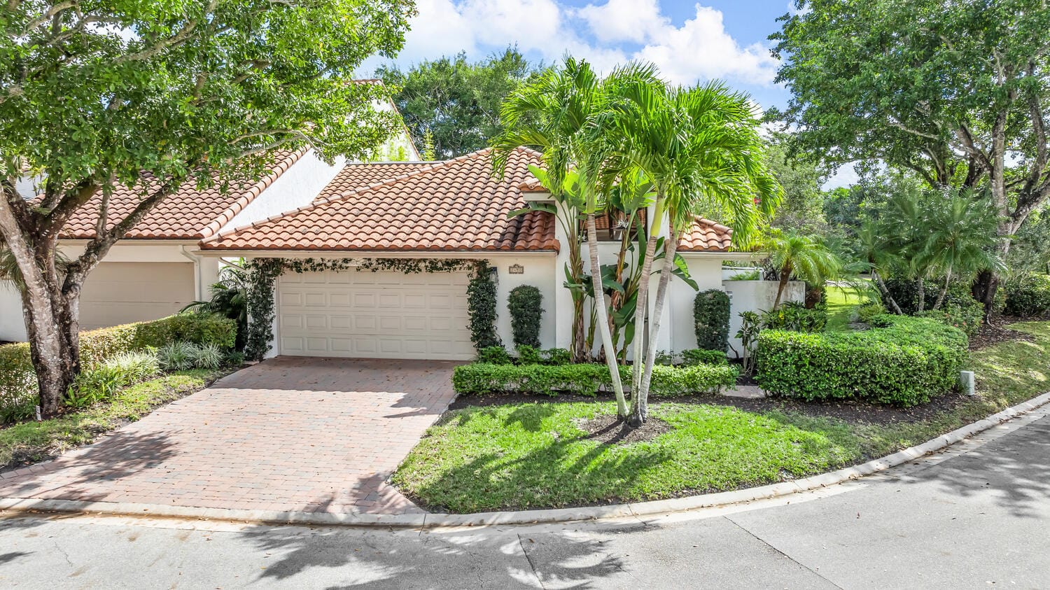 2450 Windsor Way Court, Wellington, FL 33414