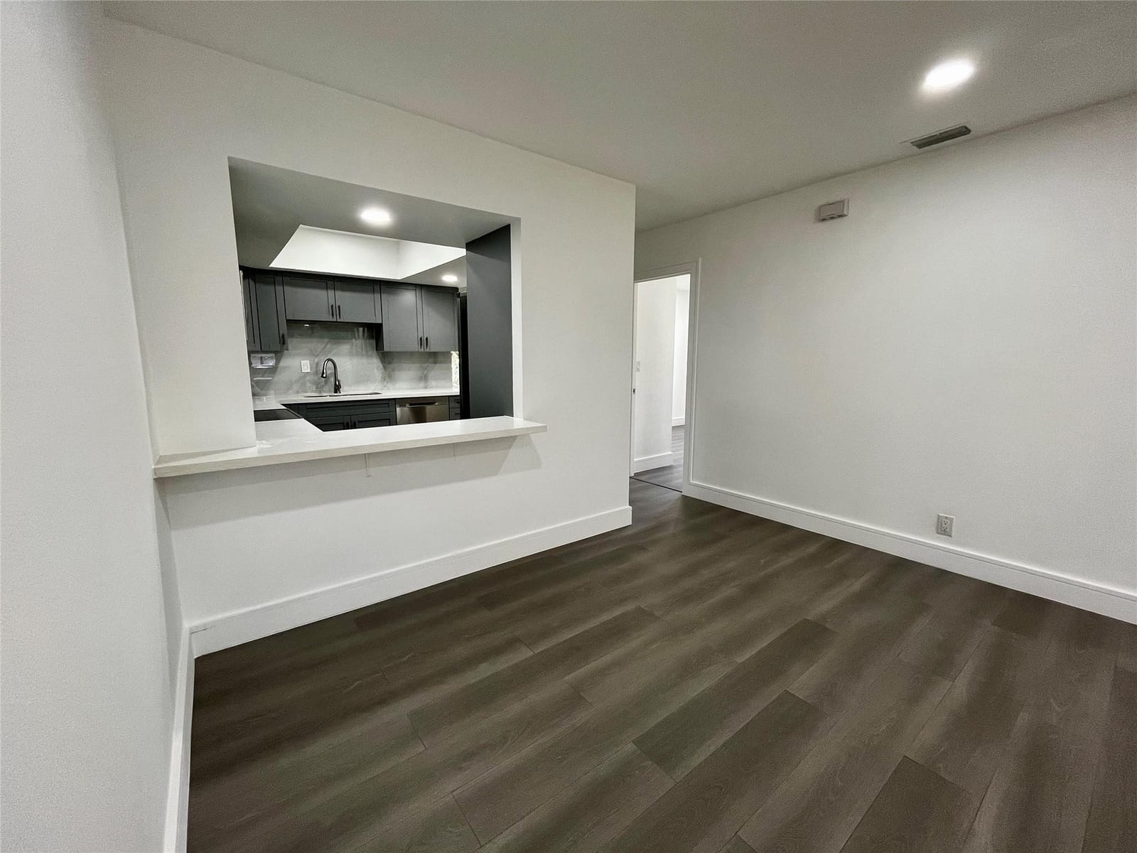 10901 NW 41st Drive — photo 7