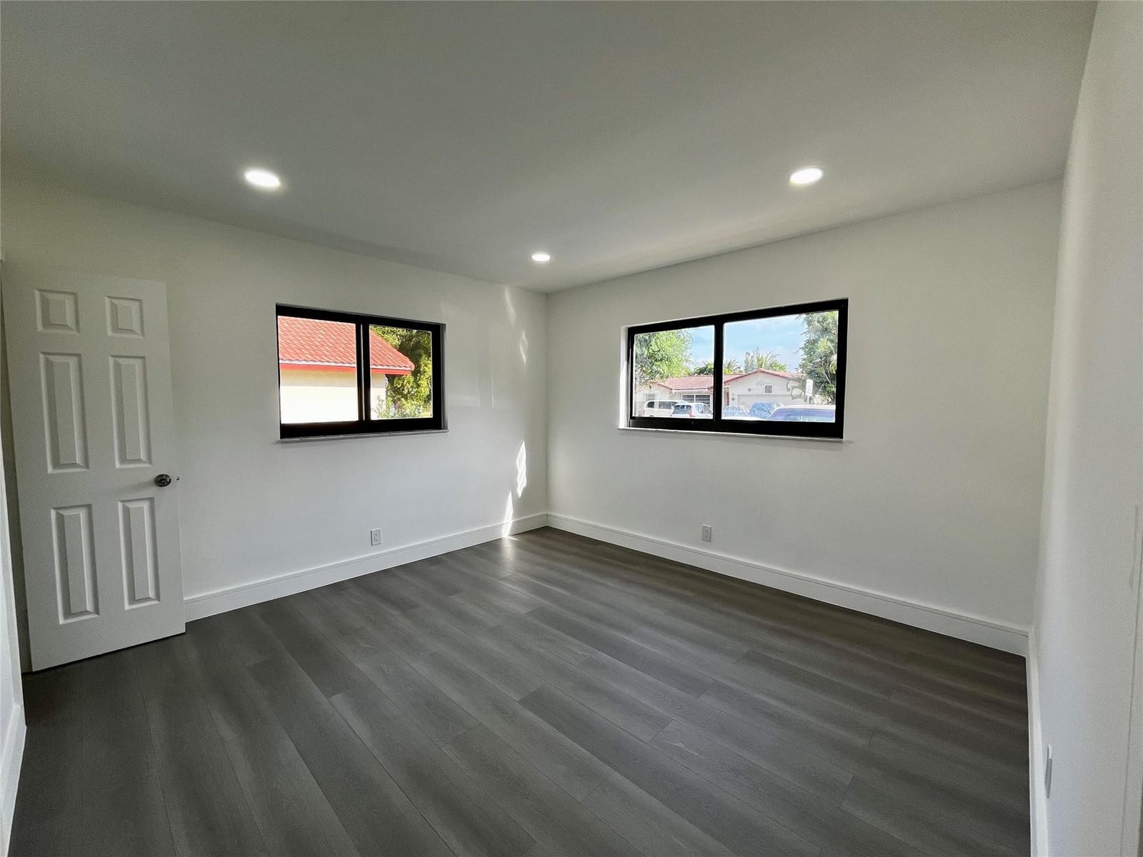 10901 NW 41st Drive — photo 9