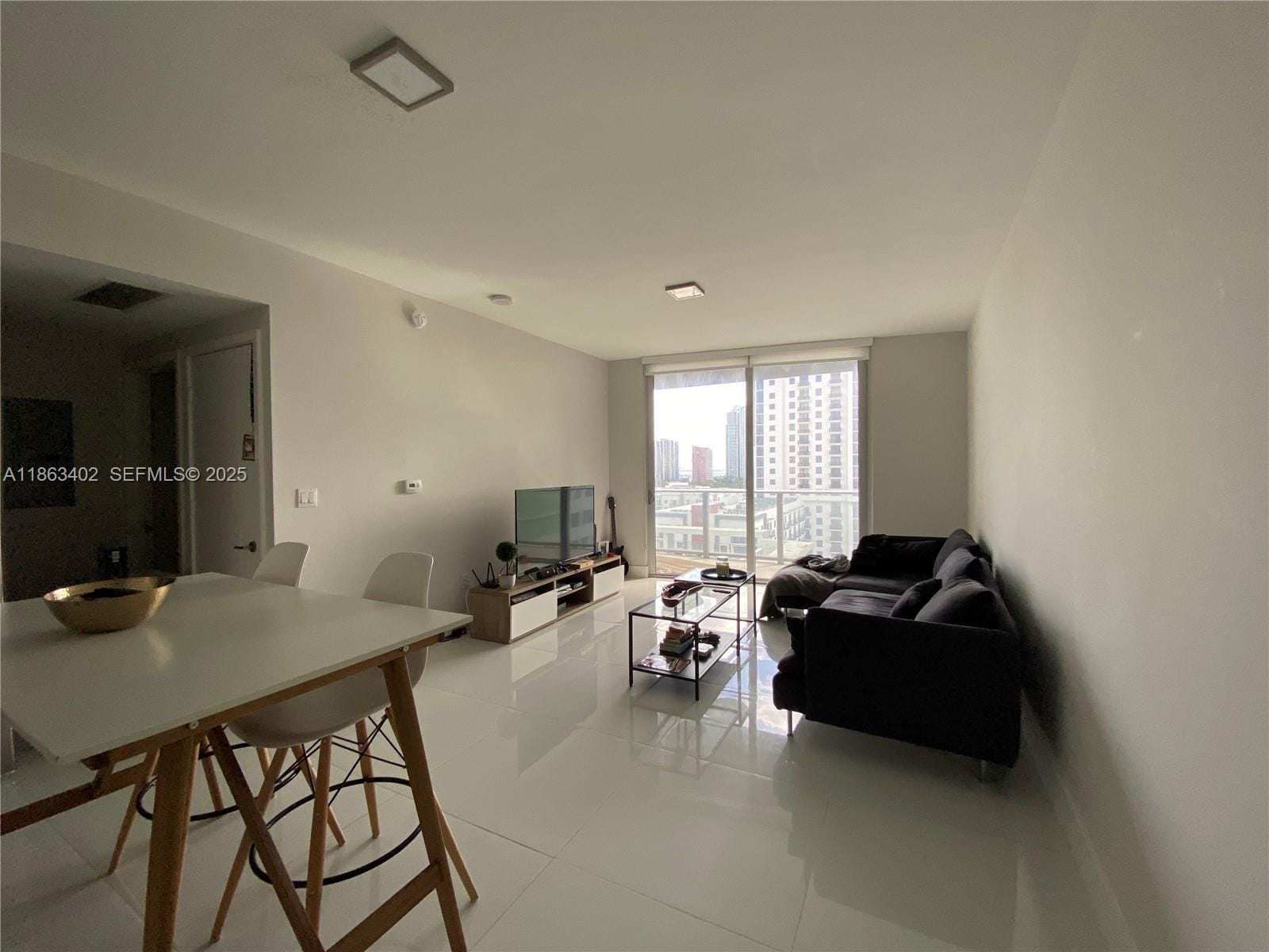 1010 SW 2 Avenue 1110 — photo 6