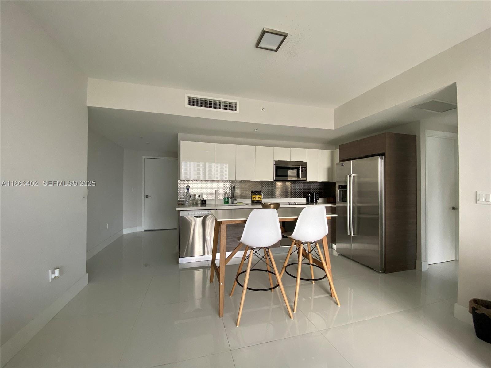 1010 SW 2 Avenue 1110 — photo 8