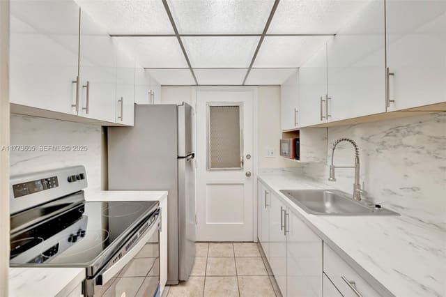 1395 NE 167th Street 104, Miami, FL 33162