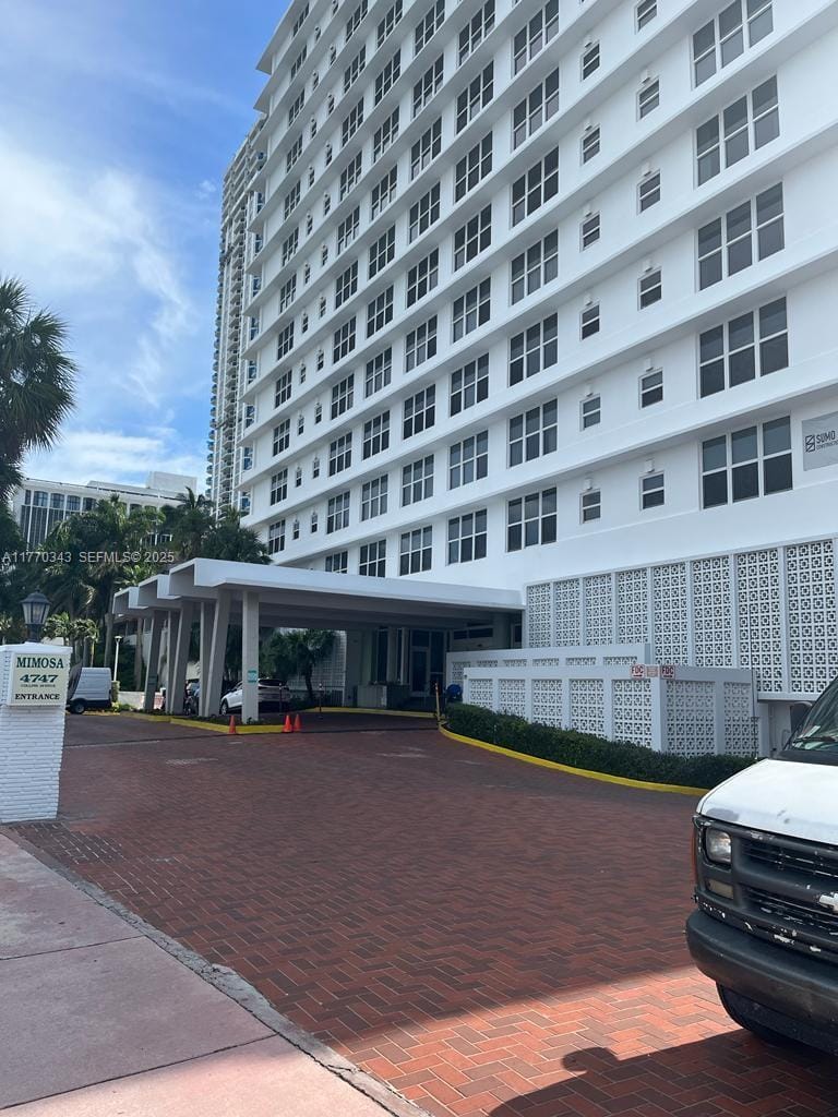 4747 Collins Avenue 1115, Miami Beach, FL 33140 photo 1