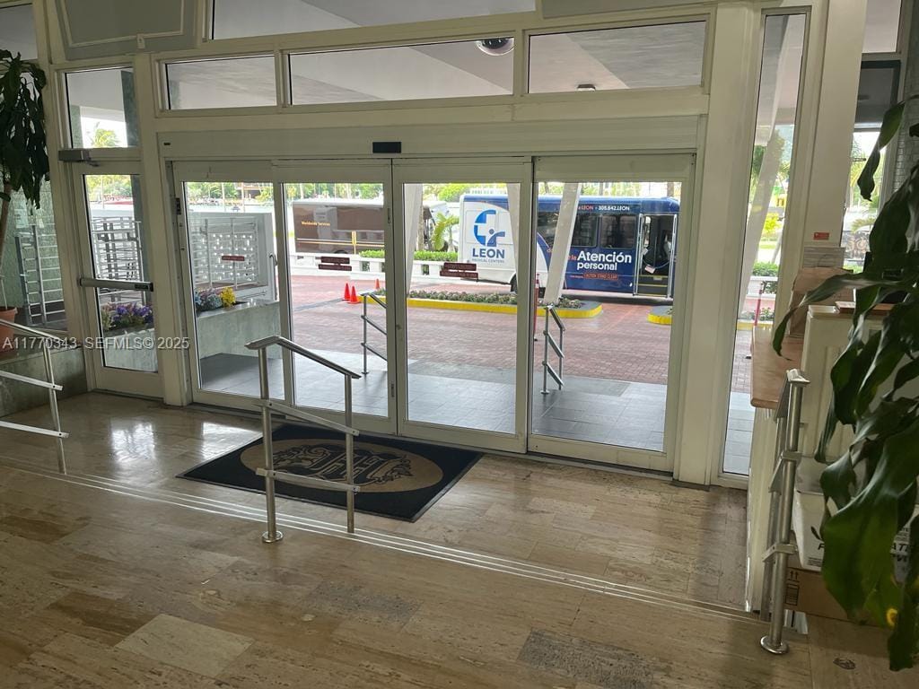 4747 Collins Avenue 1115, Miami Beach, FL 33140 photo 3