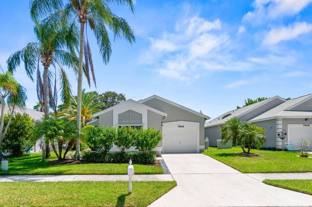 7644 Mansfield Hollow Road 7644, Delray Beach, FL 33446