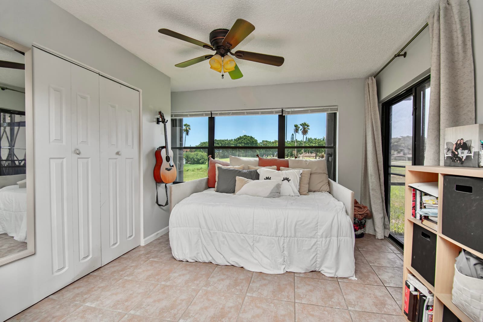 4696 Lucerne Lakes Boulevard 102, Lake Worth, FL 33467 photo 9