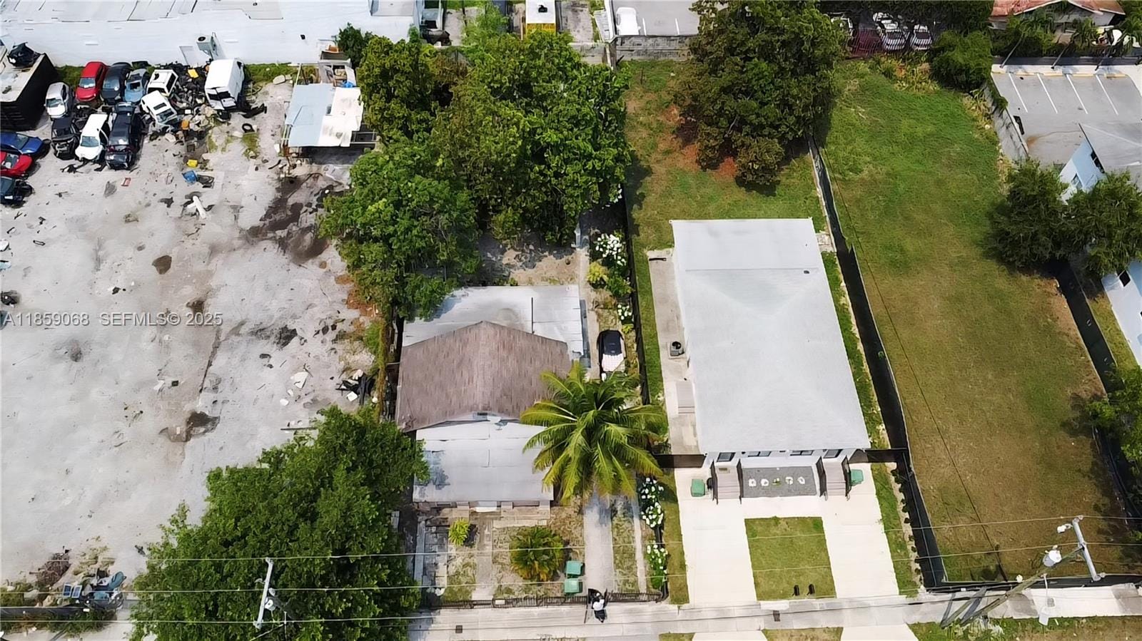 683 NW 30th Street — photo 8