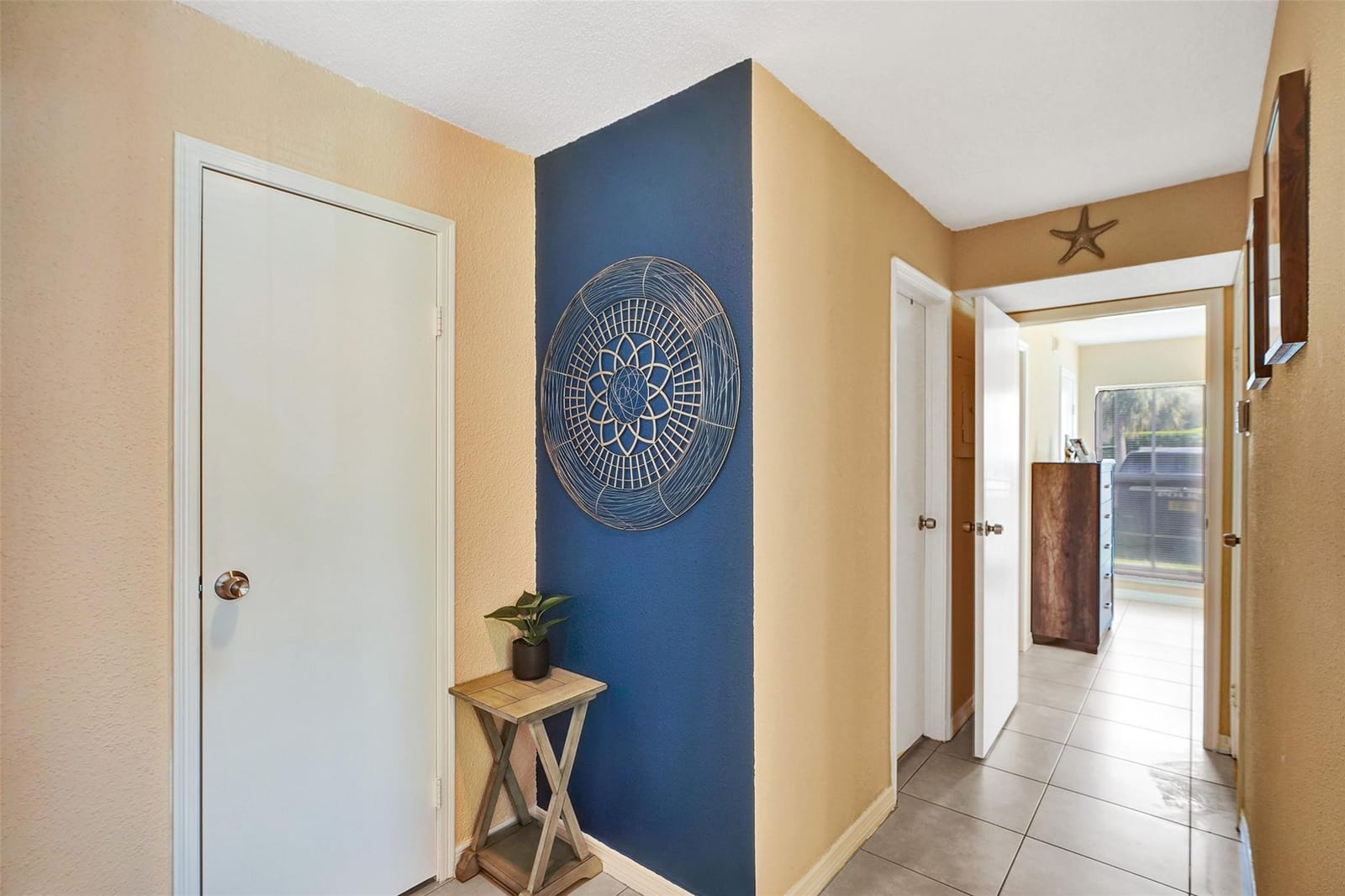 777 Riverside Drive 1517 — photo 6