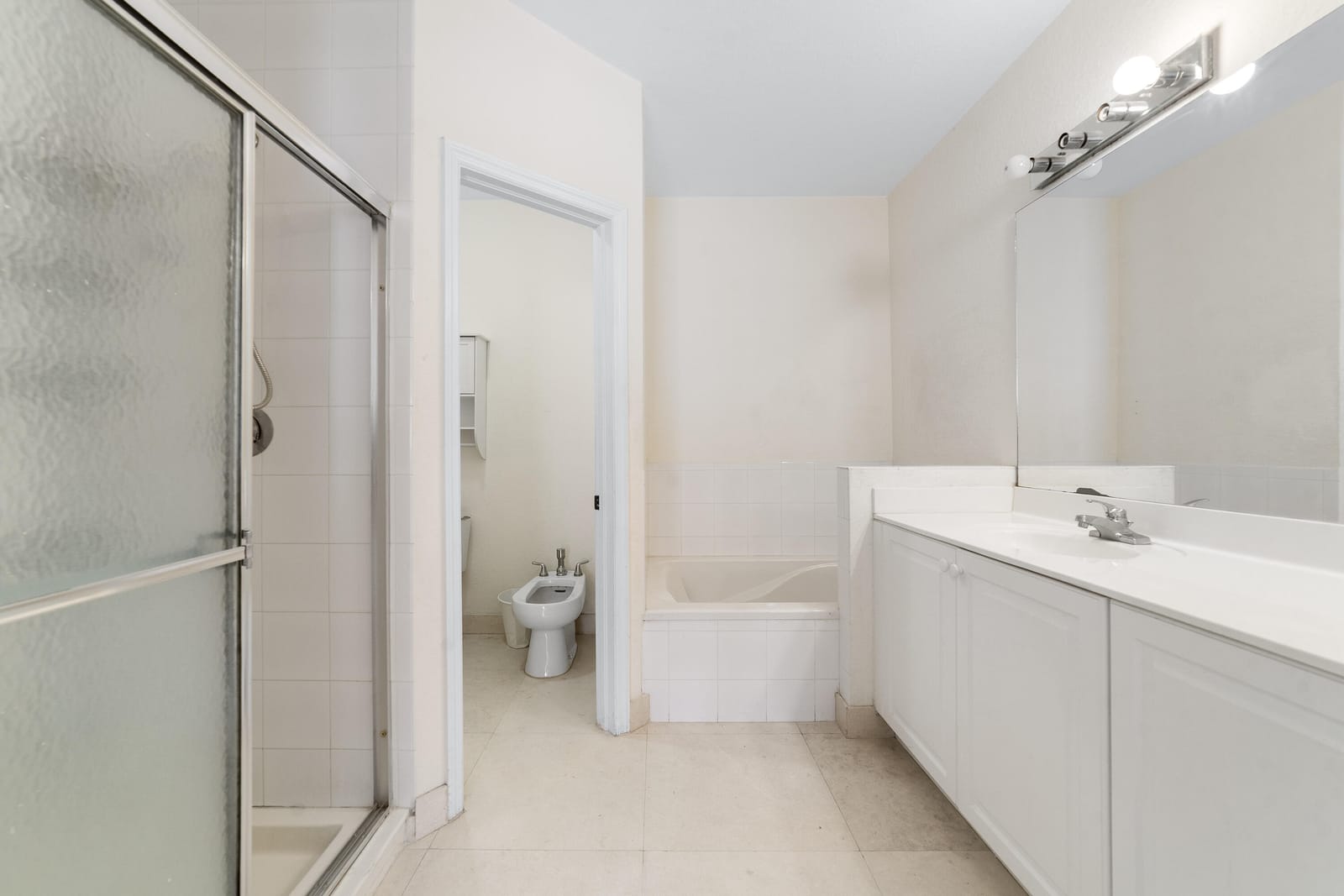 8022 NW 114th Place, Doral, FL 33178 photo 18